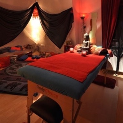 Stuttgart;traumzeitinfo;Klassische Massage;Sinnliche Massage;Erotische Massage;Tantramassage;Wellness-Massage;l-Massage;Nuru-Massage;Body-to-Body-Massage;Prostatamassage;Thai Massage