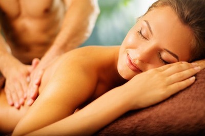 Wien;martip;Sinnliche Massage;Erotische Massage;Tantramassage;Wellness-Massage;Body-to-Body-Massage