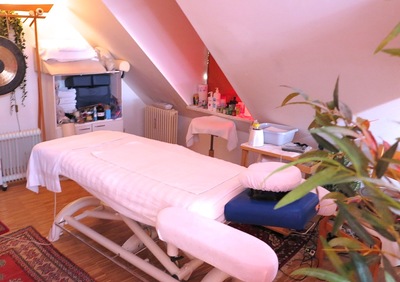 Mnchen;Massage-Munich;Klassische Massage;Wellness-Massage;l-Massage;Body-to-Body-Massage;Gaymassage